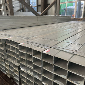 ASTM A500 Galvanized Steel Pipe GI Square and Rectangular Tubing for Civil Engineering and Bridge Construction