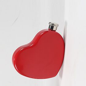Factory Wholesale Mini Heart-Shaped Stainless Steel Metal Pocket Hip Flask Fashionable Gift for Women
