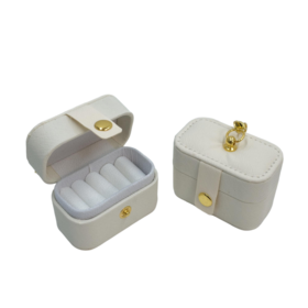 Luxury PU Leather Travel Jewelry Ring Box Keychain Mini Portable Jewelry Case with Velvet Insert