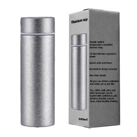 Bouteille d'eau en titane à double paroi, tasse isotherme sous vide écologique, ultralégère et étanche avec filtre pour cadeaux d'entreprise