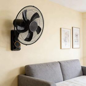 Elektrischer & Solar wiederaufladbarer 16-Zoll-Wandventilator mit Fernbedienung, schwenkbar und starkem Wind für Notfälle