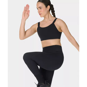 Soutien-gorge de sport noir à fort impact | Bretelles réglables à séchage rapide et évacuant la transpiration, fermeture à agrafe et œillet + Technologie BettyFlex