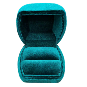 Custom Logo Curved Velvet Magnetic Jewelry Box, Portable Clamshell Velvet Storage Case for Necklace, Ring & Pendant Display