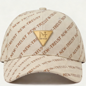 Casquette de Baseball Beige avec Impression Intégrale de Lettres en Sergé - Vente en Gros d'Usine, OEM/ODM, Logo Personnalisé, Réglable pour Usage Quotidien et Sports de Plein Air