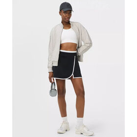أسود أبيض تنس Skort; 4 طرق تمتد عرق فتل الداخلية قصيرة &amp; جيوب الكرة