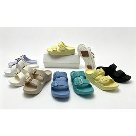 Polyvalent 2-Way Wear: Slip-on ou Slingback Sandales avec de larges sangles