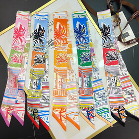 وشاح صيفي نسائي قابل للتخصيص بشريط وديكور زهري للحقيبة