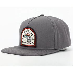 مخصص "Saltwater Soul" رقعة موجة جمجمة Snapback; قبعة ركوب الأمواج ذات الإيقاف الفحمي; غطاء رأس ساحلي حديقة ملاهي تذكارية لمتاجر الهدايا