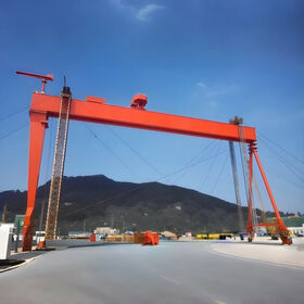 Shipbuilding Gantry Crane Marine Portal Crane with Motor Engine Bearing & Gearbox for 2000 Ton Shipyard Use