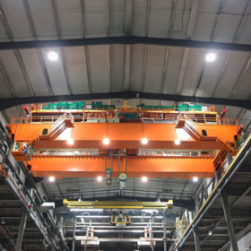 Crane Overhead Girder Ganda dengan Motor PLC & Gear, Kapasitas Angkat 10 Ton, Rentang 35,6m, Kontrol Tanah+Remote