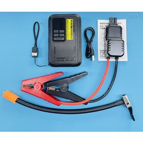 Worlds Smallest 8800mAh Jump Starter 20-Cylinder Brushless Air Pump Combo 500A Peak 1200A Active Balancing Battery 45W type c char