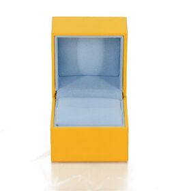 Factory OEM Custom Size Hinged Hard Cardboard Box for Wedding Band Fine Jewelry Display