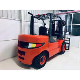 Good Quality LG80DT 8 Ton Diesel Forklift Truck 3m Lift Height Side Shift High Efficiency Logistics Handling Machine
