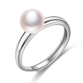 Natural & cultured pearl rings
