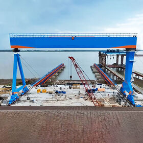 Heavy Duty Double Girder Shipbuilding Gantry Crane 750 Ton