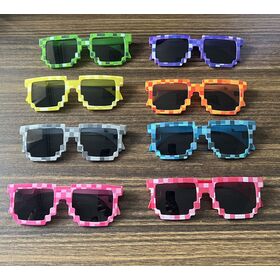 Sunglasses with mosaic L