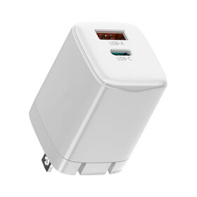 Hot Selling Universal Chargers with QC 18W Charging