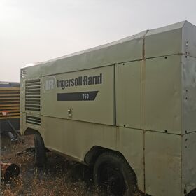 Used 750 air compressor with CAT engine, 21 bar, 21 M3/min. Used air compressor 159.