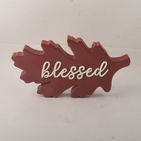Maple leaf Sign Tabletop Ornaments HARVEST Day Table Decor for Home