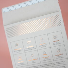 Sobre de empaquetado de papel artesanal de estampado en caliente para máscara textil Instrucción Información Embalaje