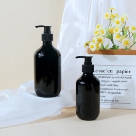 Bouteille Distributrice en Plastique Noir Uni PET pour Shampooing, Lait Corporel, Désinfectant pour les Mains - Tailles 150ml, 200ml, 300ml, 500ml Disponibles