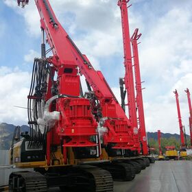 50 Ton SR175S Diesel Rotary Drilling Rig 55/44m Kedalaman Tiang Maksimum dengan Pompa Motor untuk Sumur Air