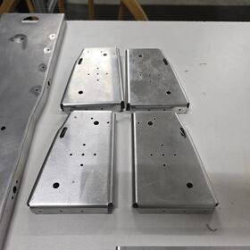 Fabrikasi Lembaran Logam & Pengelasan Laser OEM Berkualitas Tinggi - Penutup & Selungkup Logam Kustom, Suku Cadang Lembaran Logam untuk Industri